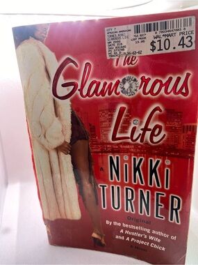 The Glamorous Life by Nikki Turner - Red Cover